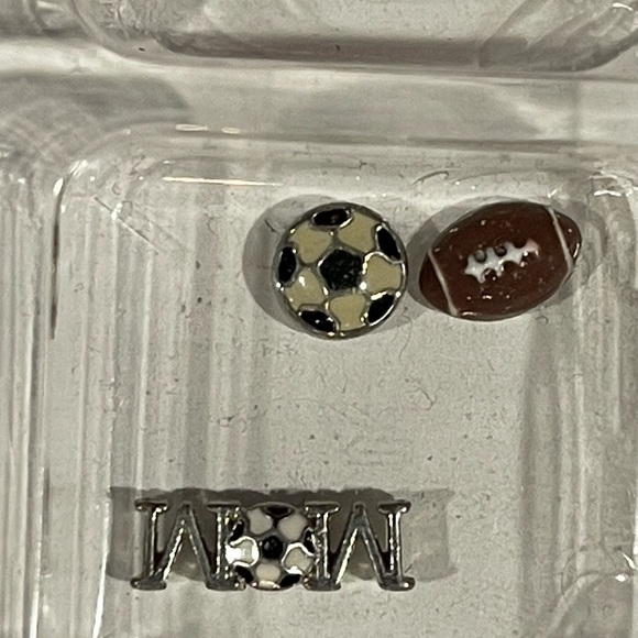 Locket charms - Picture 2 of 16